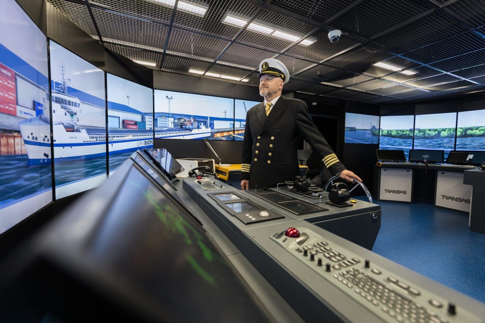 Simulator - Rauma Marine Constructions